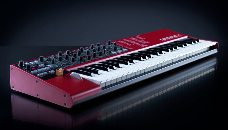 Clavia Nord Lead A1 - Sintetizator