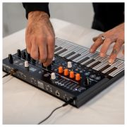 Arturia MicroFreak - Sintetizator Hibrid