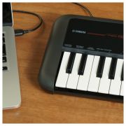Yamaha PSS-A50 - Orga electronica cu 37 de clape (mini) 42 de sunete, arpegiator