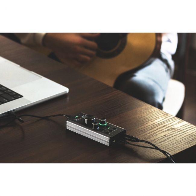 KNA Pickups PAS-24 Audio Interface - Interfata audio portabila, 24 de biți / 192 kHz, 2 in 2 out