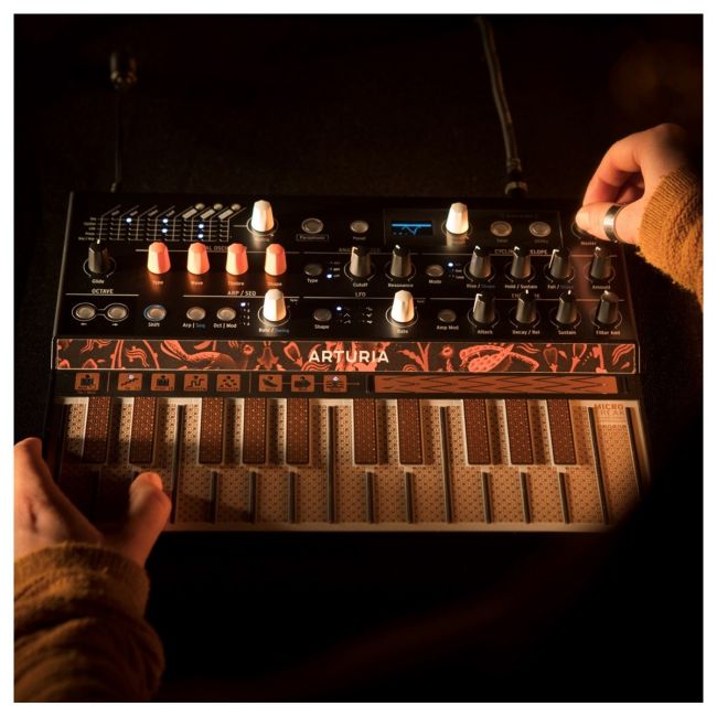 Arturia MicroFreak - Sintetizator Hibrid